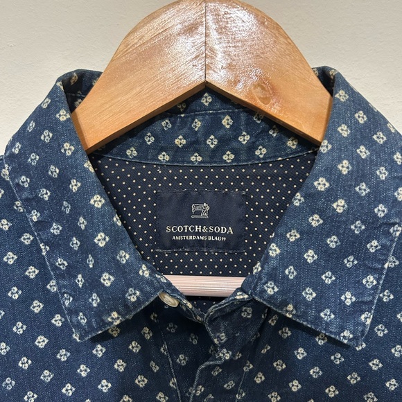 Scotch & Soda Amsterdams Blauw All Over Print Button Down Shirt - Picture 3 of 3